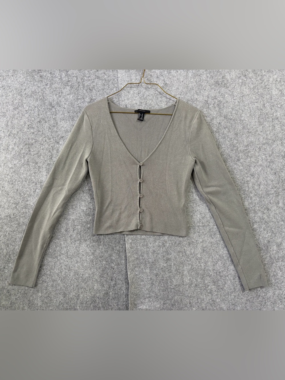 Forever 21 Grey V-Neck Button Crop Cardigan